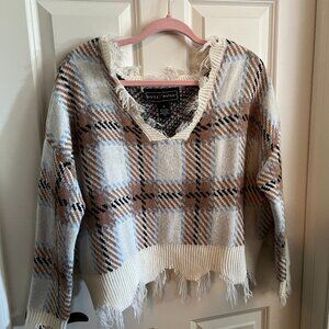 Polly & Esther SOFT Sweater with Fringe
